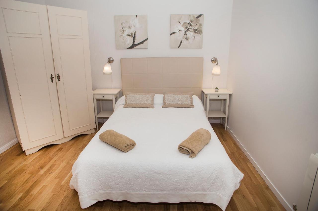 Mai & Maud Ronda Apartment Barcelona Eksteriør billede