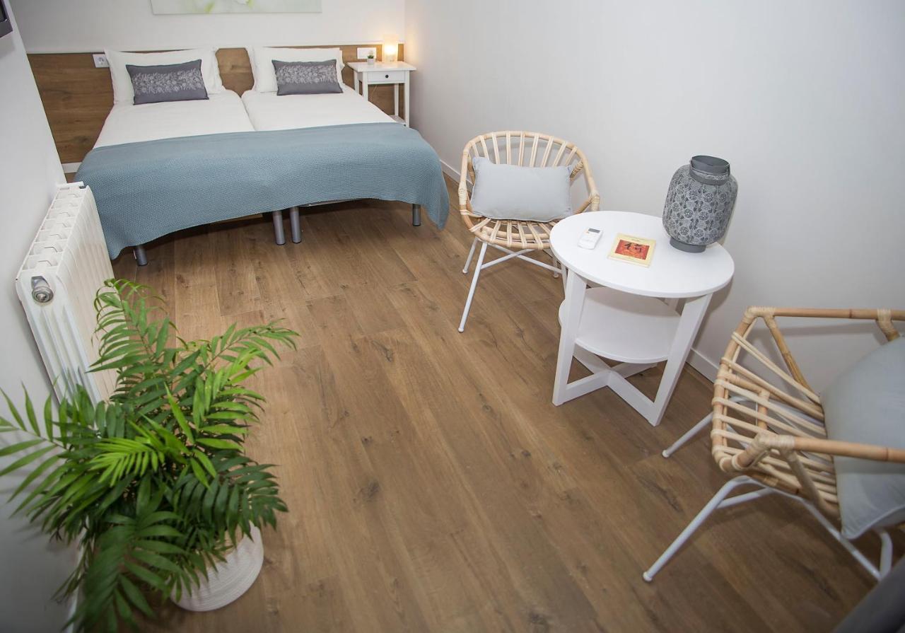 Mai & Maud Ronda Apartment Barcelona Eksteriør billede
