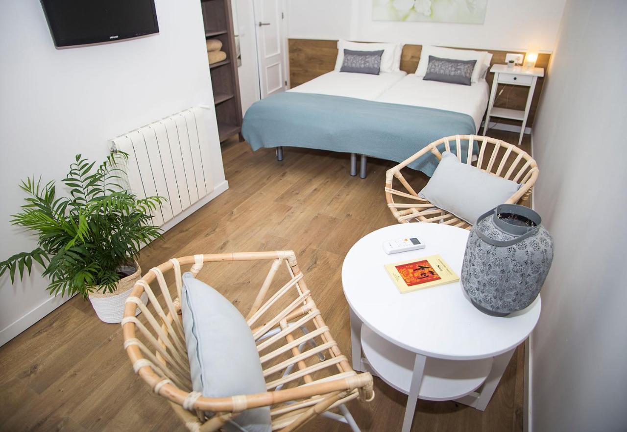 Mai & Maud Ronda Apartment Barcelona Eksteriør billede